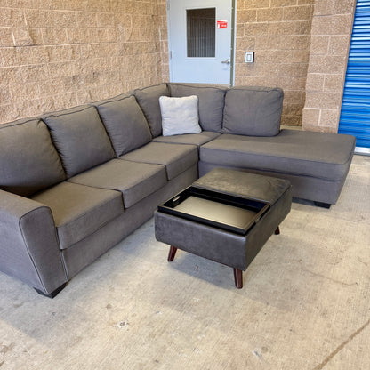 Gray Ashley L Sectional w/Storage Ottoman w/Reversible Lids