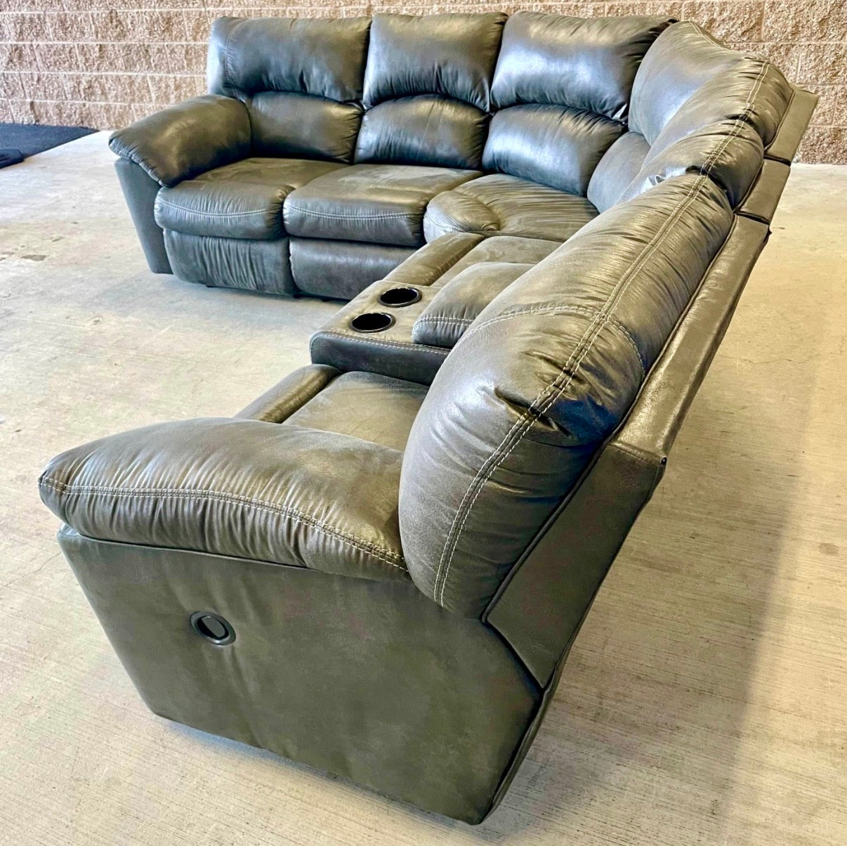 Gray Ashley Furniture Manual Reclining Sectional w/Console