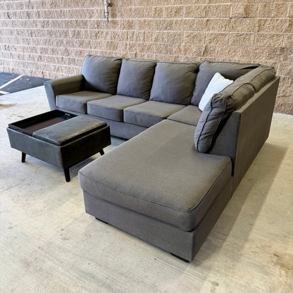 Gray Ashley L Sectional w/Storage Ottoman w/Reversible Lids